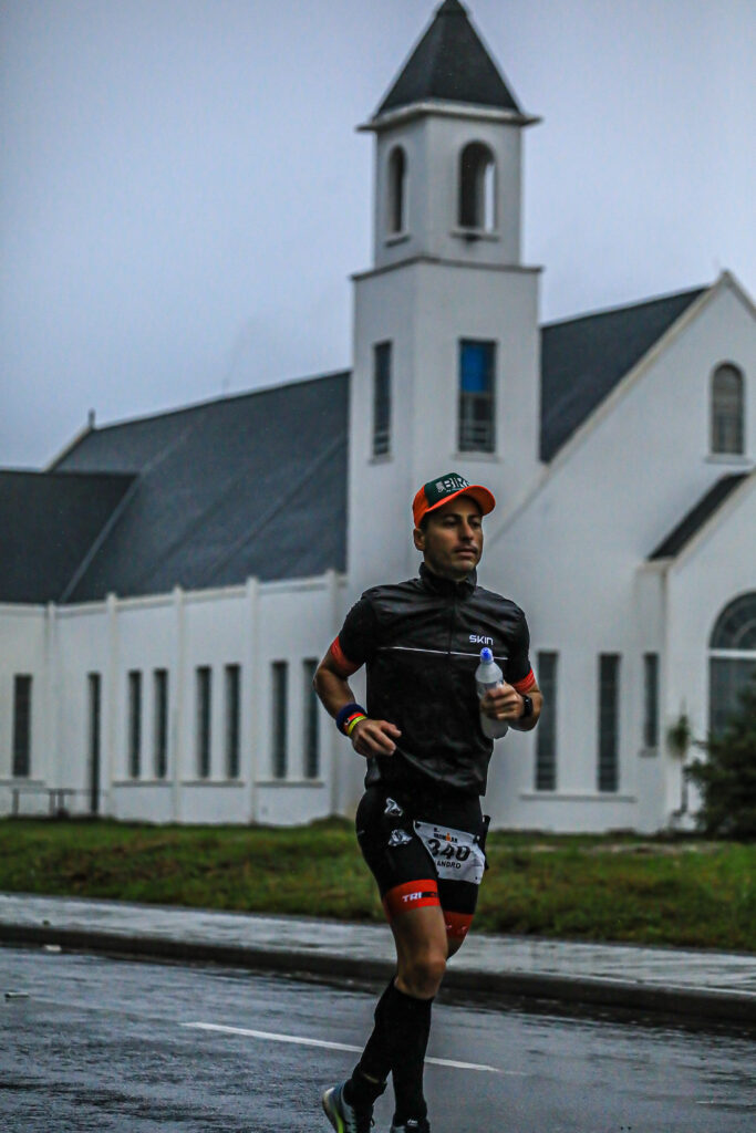Atleta de Capivari conclui ultra maratona de 226 km em Florianópolis - Foto: Arquivo Pessoal