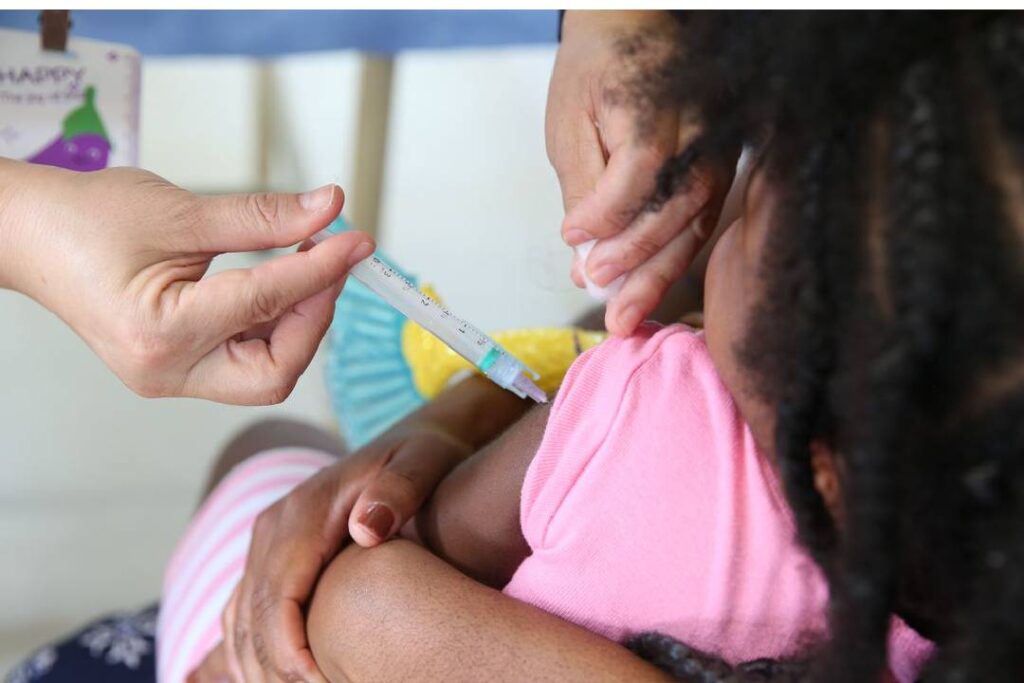 Cobertura vacinal de crianças aumenta após queda durante pandemia - Foto: Valter Campato/Agência Brasil