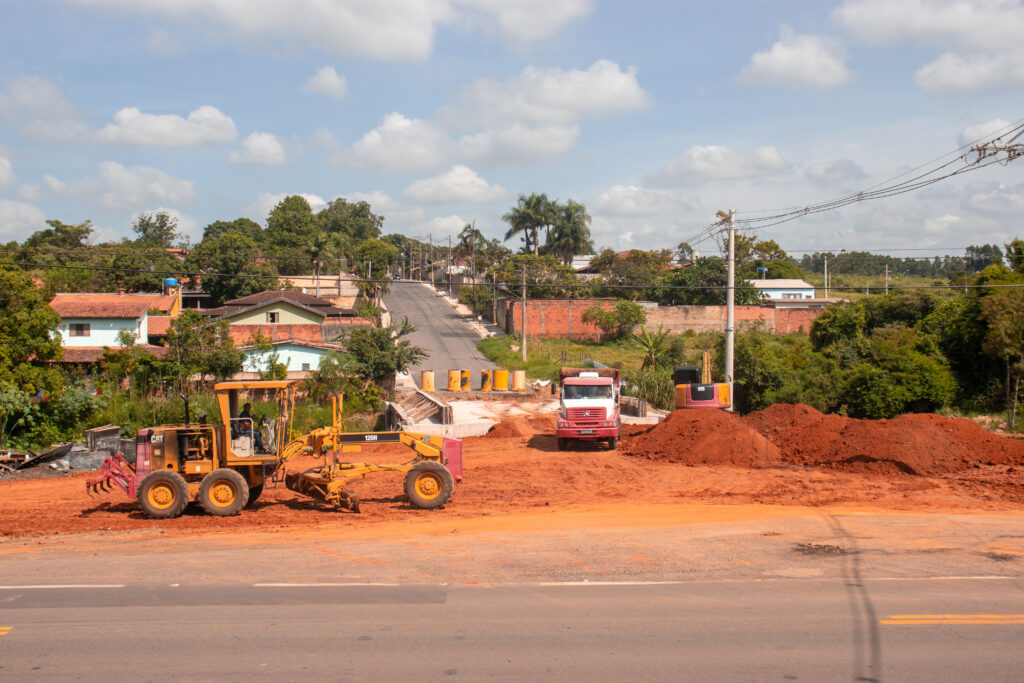 Prefeito de Capivari Vistoria Obras de Pontes que Serão Concluídas no Primeiro Semestre - Foto: Divulgação/Prefeitura de Capivari
