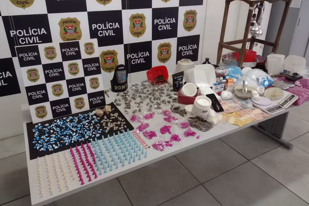 Operação Policial em Limeira Resulta na Prisão de Cinco Pessoas e Apreensão de Drogas — Foto: Polícia Civil de Limeira