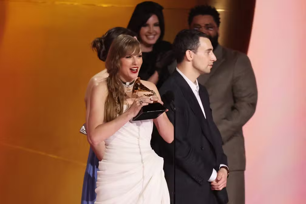Taylor Swift é Única Artista a Ganhar Quatro Vezes a Categoria de Melhor Álbum no Grammy — Foto: Mike Blake/Reuters