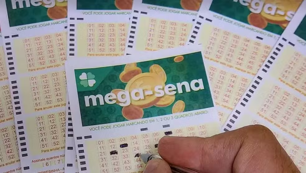 Apostador de Limeira acerta a quina da Mega-Sena e leva R$ 57.510,24 - Bilhete da mega-sena — Foto: Agência Brasil