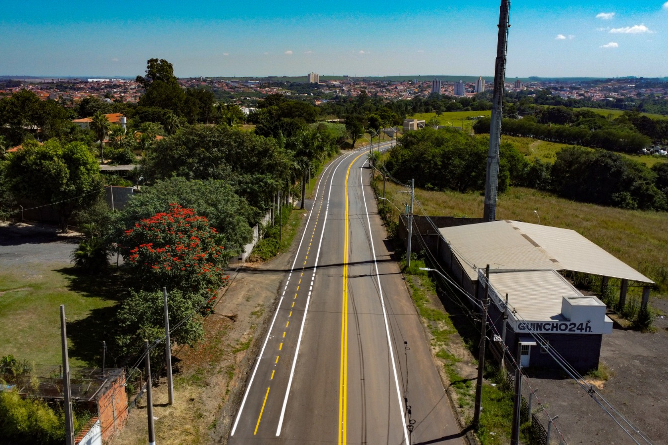 Avenida Antônio Frederico Ozanan ganha novas faixas, ciclofaixas e nova pavimentação - Foto: Divulgação/Prefeitura de Capivari